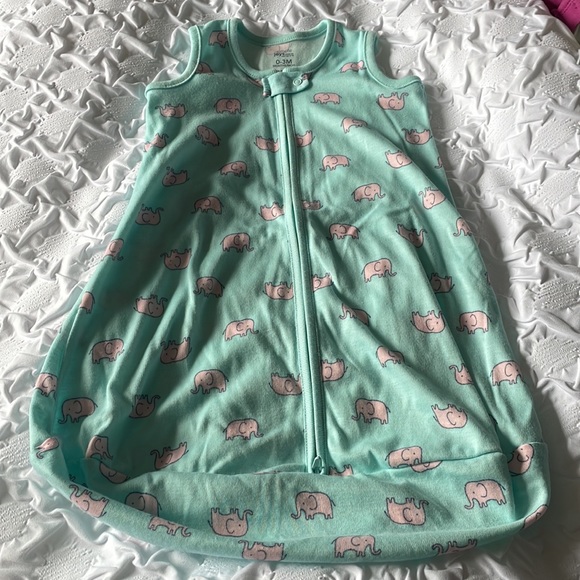 0-3 month, girl short sleeve sleep sack - Picture 2 of 3